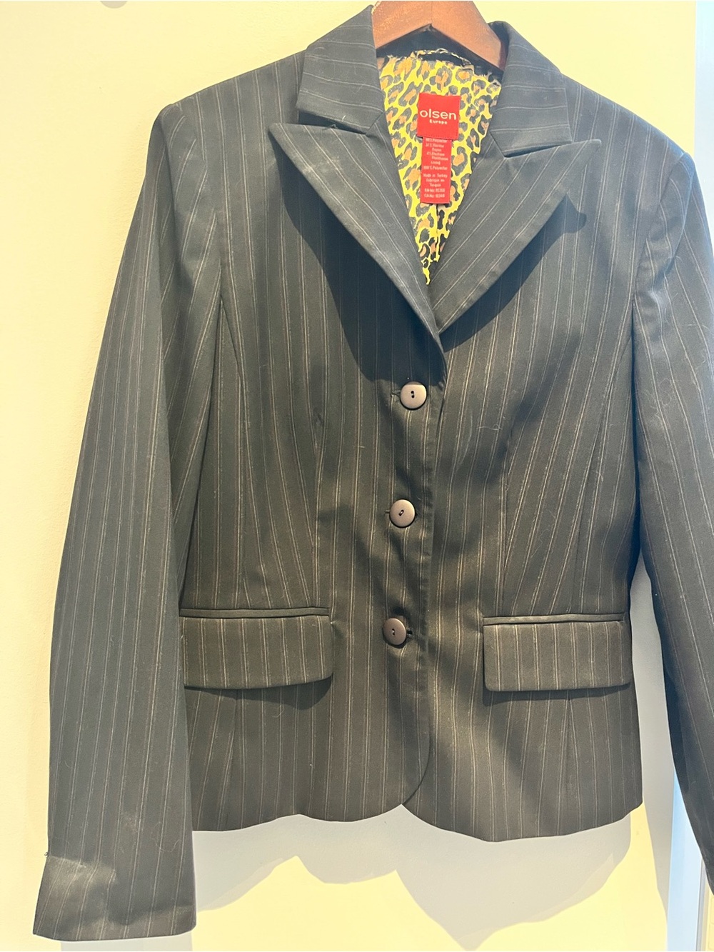 Olsen Women's Pinstripe Blazer Size 8